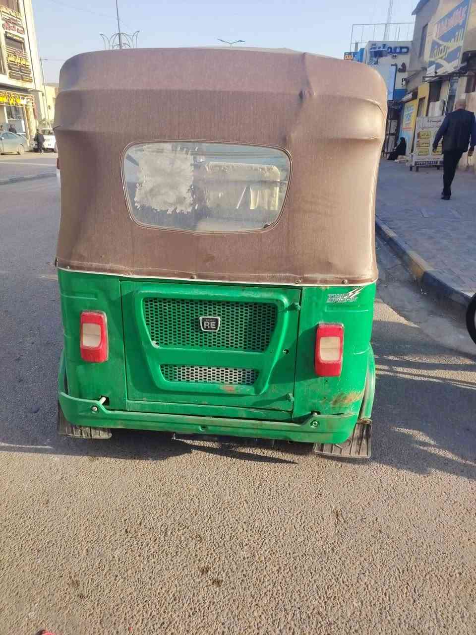 السلام عليكم تكتك للبيع موديل 22 رقم واسط مكان كوت سعر 7 و 250 ***********
