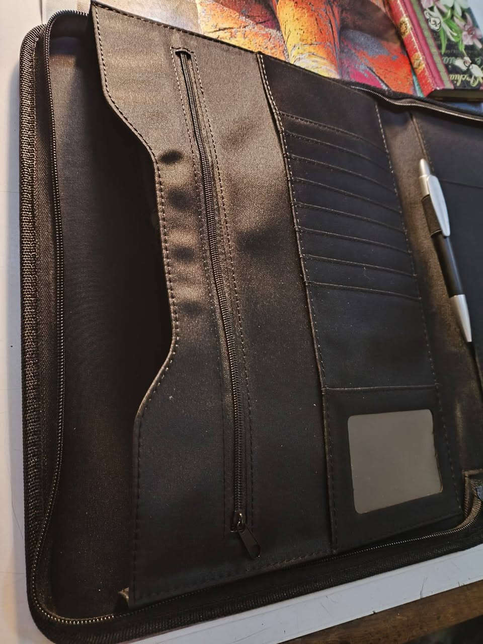 حقيبه  اصلي اصلي امريكي
OFFICE OF ANTITERRORISM ASSISTAN مكافحة الإرهاب
ATA: المساعدة في مكافحة الإرهاب


**إذا كنت صاحب هذا الإعلان وتريد حذفه لأي سبب، رجاءا أرسل رسالة إلى الدعم الفني**