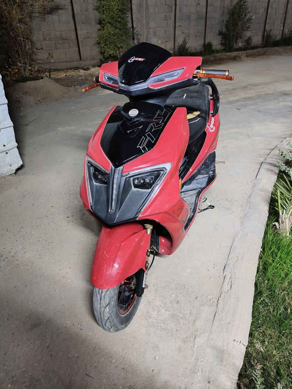 السلام عليكم سكنس للبيع وهايه الصور كدامك والشراي يتصل ويدلل
***********
