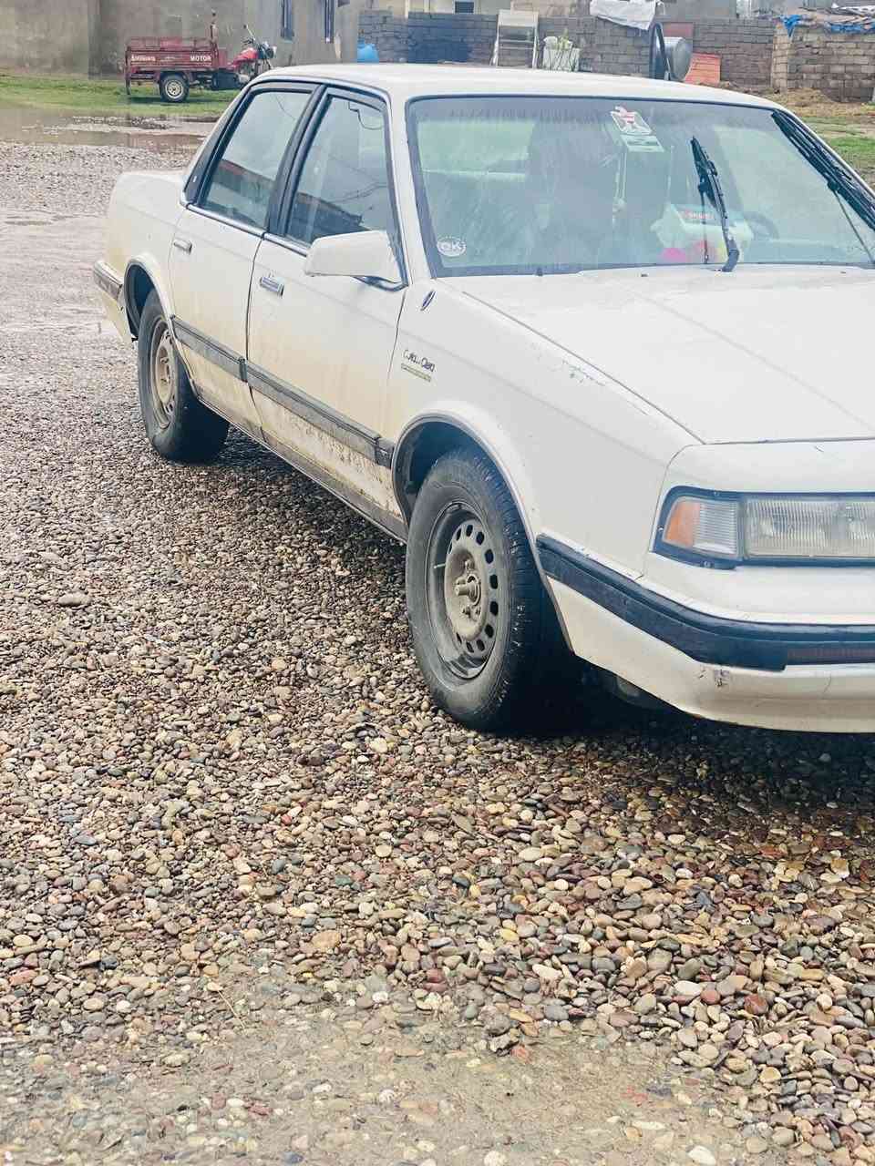 السلام عليكم اولدز موبيل للبيع موديل 90
كير ومحرك شرط الكير جديد مال كصه شديتو 
تواير جدد 
كشر شوف العين 
صدر جديد 
الداخل جديد بلادي 
شرط التحويل ول وكاله 
السعر 35 وبيها مجال 
وترهم مراوس حسب القناعه 
***********
