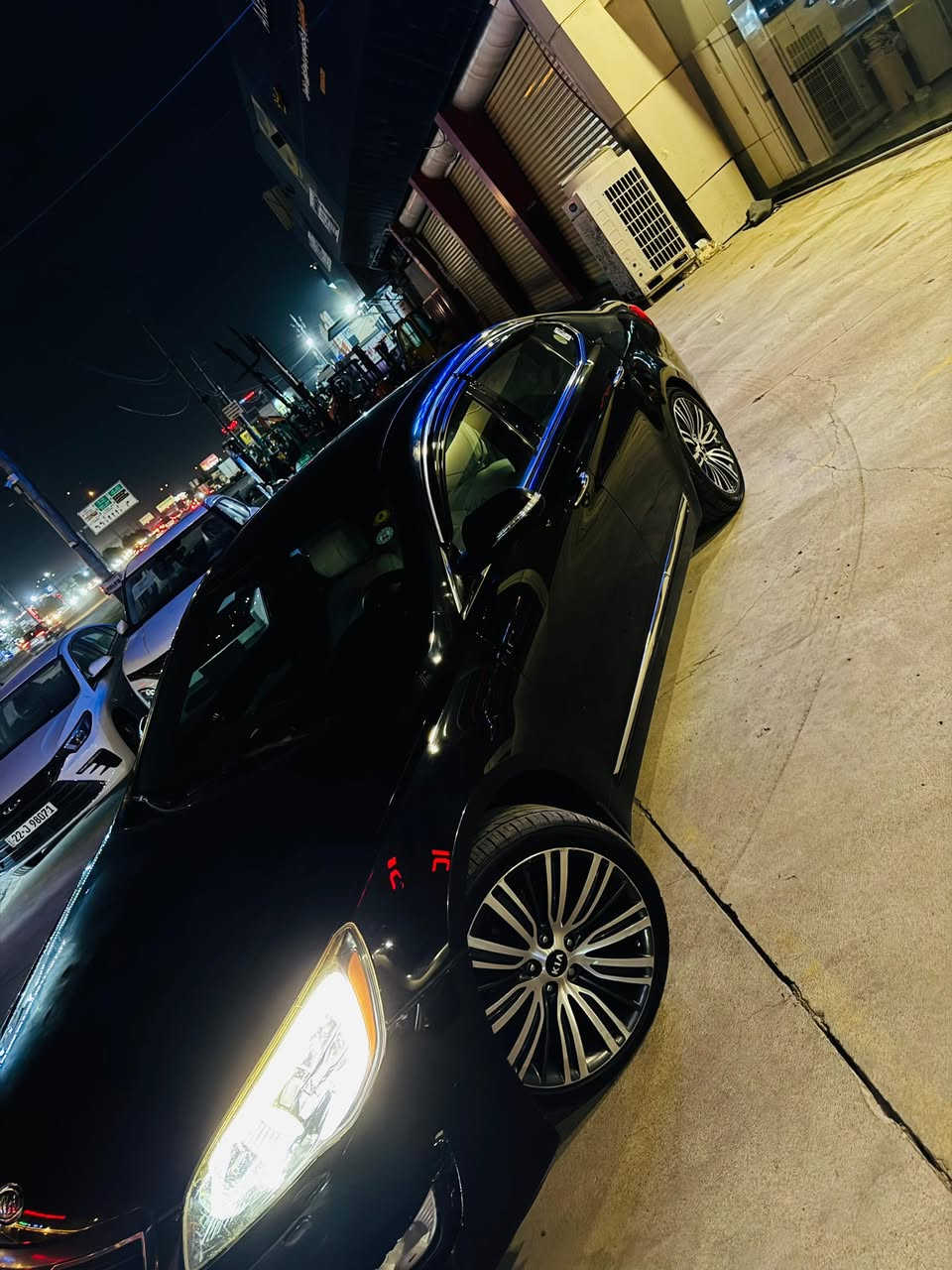 للبيع
كيا كادينزا 

موديل 2013

فول مواصفات

رقم دهوك جديد سنوية جديد

السعر 115 ومجال

للاستفسار ***********
