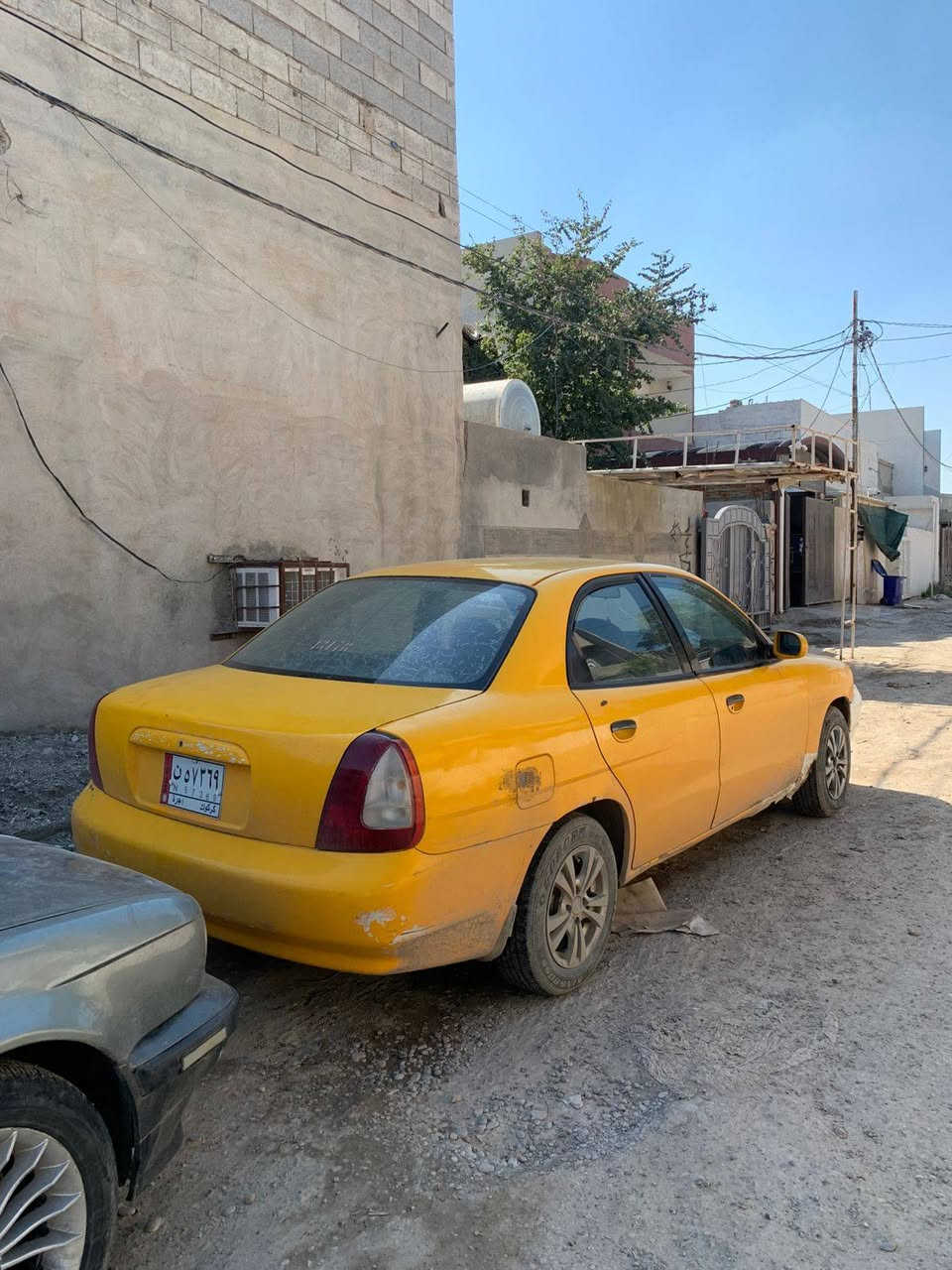 - تكسي كركوك والگلب مرتاح! 😎🚕
يا الله، الصلاة على محمد وال محمد..
شباب عندي هاي "الأميرة" (النوبرة) للبيع، تكسي رقم كركوك.. السيارة مو بس سيارة، هاي "شريكة حياة" بس ما تغثك! 😂
​المواصفات اللي تخليك تنام رغد:
✅ كير ومحرك: شرط الفحص، إذا طلع بيهن شي عيوني إلك.. يشتغلن مثل الساعة السويسرية! ⚙️💎
✅ الكهربائيات: شلع قلع شرط، مو سيارة عبالك "دزني لاند" من كثر ما مريحة ونظيفة! 💡✨
✅ الرقم: كركوك الخير، يعني هيبة وين ما تروح. 🇮🇶
​ملاحظة: السيارة مال بيت ومحافظ عليها، مو مال "شلع وقلع" وتفحيط.. تصعد بيها تحس نفسك صاعد بـ "طيارة" بس تمشي على الگاع. ✈️🚗
​السيارة جاهزة، لا محتاجة برغي ولا محتاجة تروح للمصلح وتسولف وياه.. بس دير بانزين وتوكل على الله. ⛽💪
​السعر: ما نختلف، المشتري الطيب يتصل وما يصير خاطره إلا طيب. 22 وبيها مجال 
​للاستفسار والاتصال: {***********] 📞
​تعال وشوف بعينك، واليشتري ميهفت! 😉
