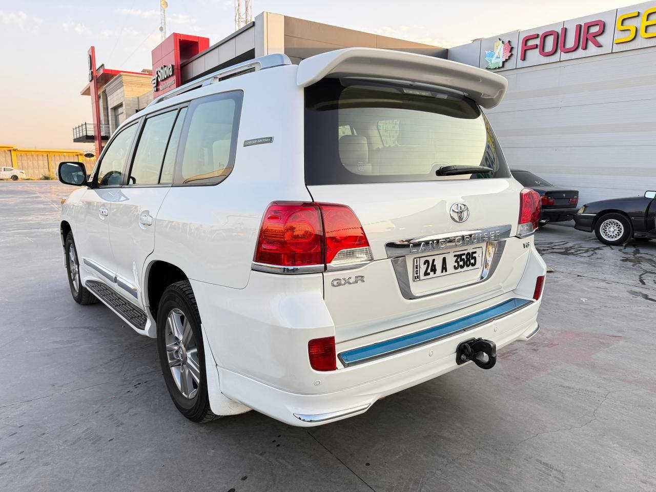 لاند گروزر 6 سلندر 2015 فول مواصفات  بدون صبغ السعر 430$ و مجال المكان دهوك
***********
*********** دهوك, العراق
