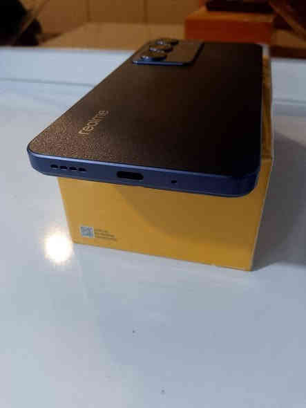 السلام عليكم  جهاز ريلمي سي75 اكس  ذاكره 256جهاز مستخدم شهر واحد فغط السعر 200 بي مجال  بسيط  للشراي *********** وتساب موجود
