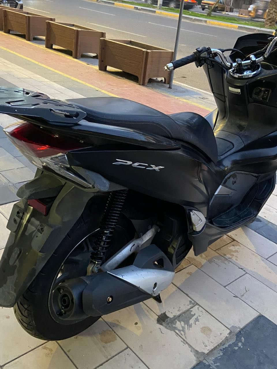 مكلف بالنشر !!
للبيع 
بي سي اكس 
جيل الثالث بصمة ماليزي 
مكان شارع حيفا قرب مقهى البيروتي 
***********
مكلف بالنشر اتصل على الرقم
