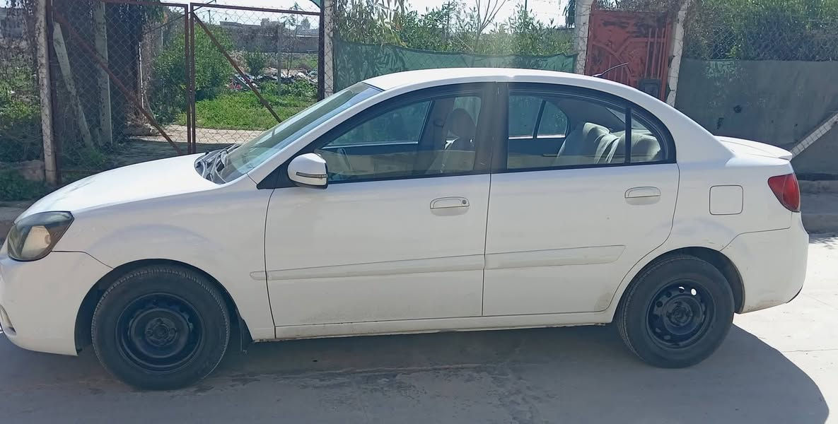 كيا ريو 2011 محرك 16اصلي محرك
كير شرط بلا ضرر بيه تقليمات سنويه هزه جديده مكان الموصل سعر 88 
غير متواجد عل فيس (***********)

(***********)
