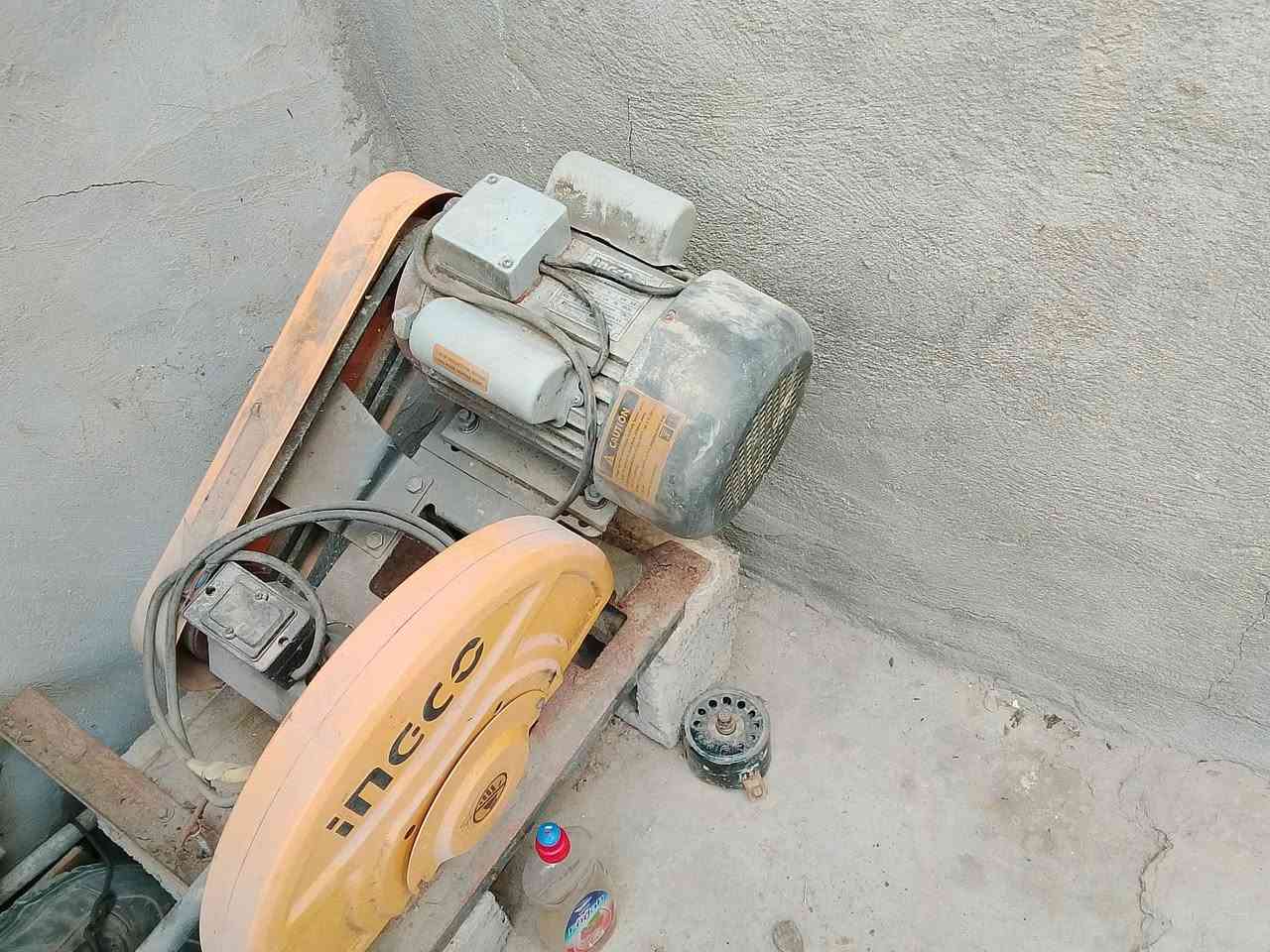 كتر انجيكو ابو القايش حجم 455 استخدام قليل ماداخل تصليح على وضع الشركه للبيع العنوان بغداد الشرطة الخامسه السعر 200 تواصل علخاص


**إذا كنت صاحب هذا الإعلان وتريد حذفه لأي سبب، رجاءا أرسل رسالة إلى الدعم الفني**