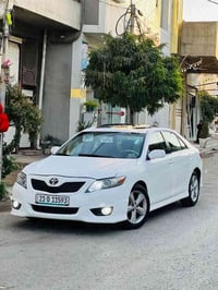 Toyota Camry 2011 se سەیارەکە کاملل مەسروف کراوە  سپۆڕتە سەیارەکە فولل...