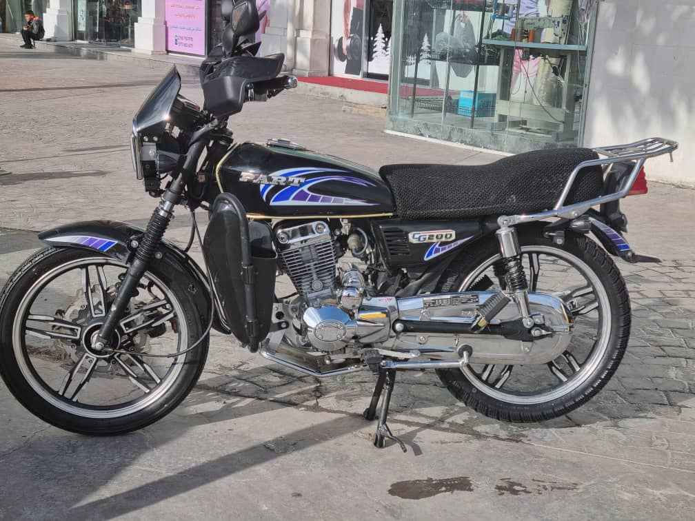 السلام عليكم 
بارت عيتاني اصلي 2023 مع منفيس.. وفاتورة الشراء من الشركة 
الدواليب توبلس والخلفي مبدل جديد
مطلوب 450 $ دولار (قفل)
للتواصل *********** أربيل, العراق
