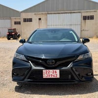 كامري SE • ٢٠٢٤ • كوشن جلد