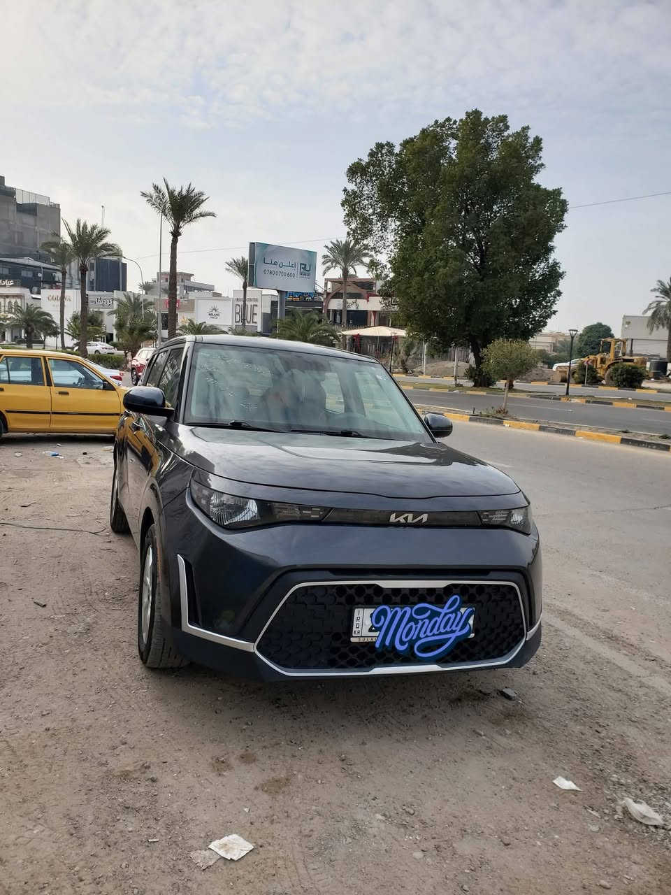 السلام عليكم
كيا سول 2023 الشكل الجديد 
لون نفطي
وارد امريكي صور الحادث موضحه بالصور
بجم كبس  
كير محرك شاصي لغد مكفول 
رقم سليمانيه الجديد تحويل بنفس اليوم او وكالة مضمون 

المواصفات: شاشة كبيرة - كامرة دوارة - قيادة الية 
فول تحكم ستيرن - رادار جانبي - تحديد مسار
اطفاء ذاتي عند الازدحام - محرك 2000 دوش 
ماشية 50 الف ميل - ويل كب - مود درايف انواع قيادة
بلوتوث - AUX -ABS - USB 
السيارة خير من الله وجاهزة وكاملة من كل نقص وبالعافية على الياخذه 

السعر 155 مجال بسيط
المكان بغداد 
للتواصل والاستفسار 
***********
