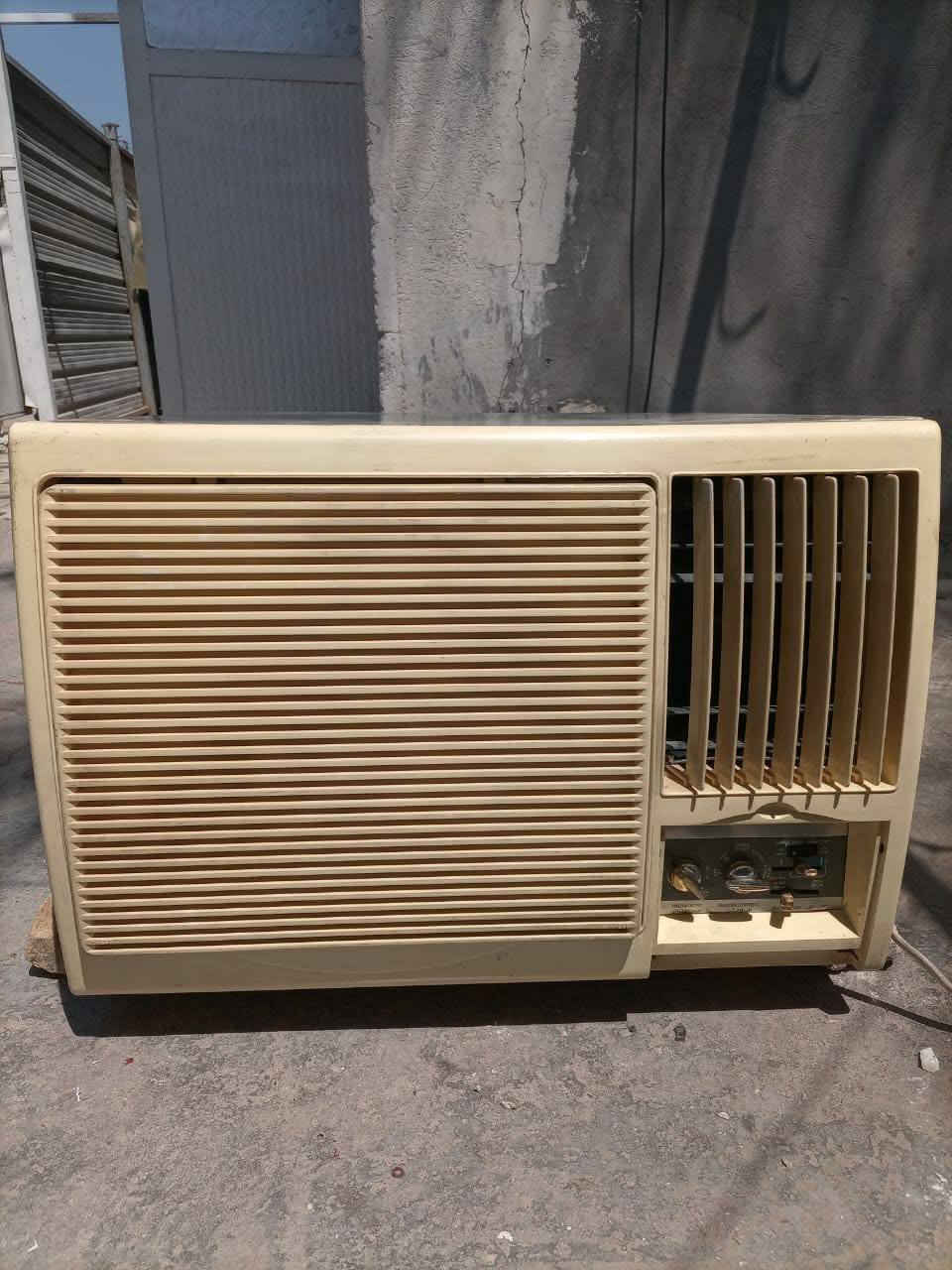 مكيف طنين 275 مكان بغداد الغزالية ***********

