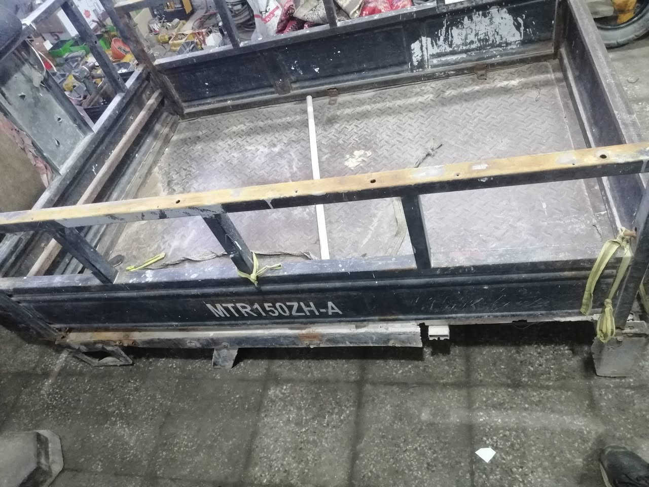 للبيع سعر 100
رقمي ***********
