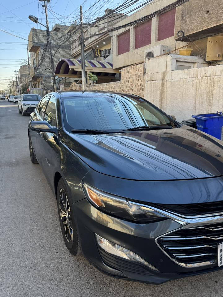 السلام عليكم
ماليبو 2020 LT كلين بدون حادث  

1500turbo 

كامرة دوارة

4 بصمات 

شاشة كبيرة 

كشن كهربائي

تدفئة كشنات 

تحكم ستيرن 

كار بلي 

اندرويد اوتو 

كروس سرعة

قطعتين تبريد مناخين 

ادامة كاملة عليها 

اوتو ستوب 

سيااارة جاهزة من كلشي شغل واطلع 

معوقين بعدلها 10 اشهر تصير حرة 

بيها حادث بالعراق بجهة الصدر وباب معدل ومامبين شي 

السونار موجود بالمنشور وكلشي كاتب 

مستعجل على بيعتها 

السعر 103 وبيها مجال جداً بسيط 

*********** موجود واتساب 

مكاني بغداد الجديدة النعيرية
