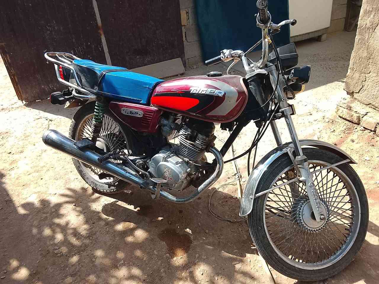 تايكر 20
اوراق كامله 
مكاني بابل سده الهنديه 
سعر 350وبيه مجال
***********
