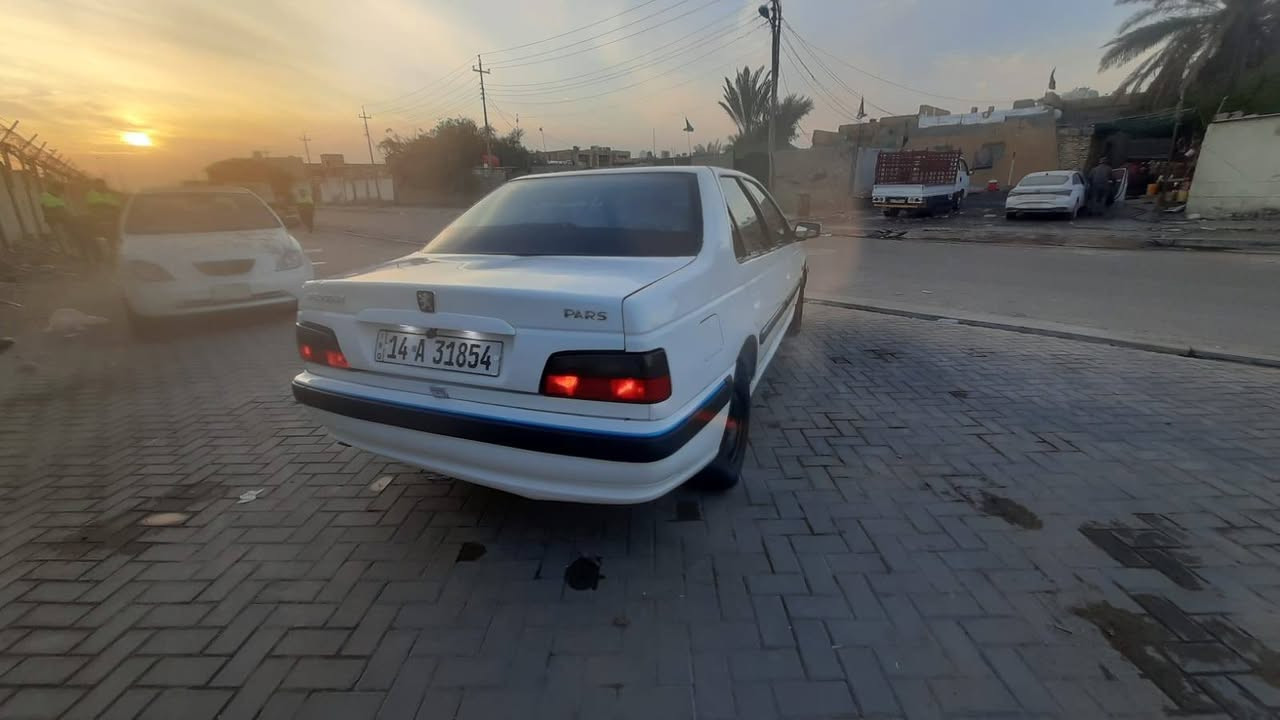 بيجو 2013 سياره مصبوغه جماليه مكفوله من ضربه كير مكينه حداديه تخم تاير كهربائيات تبريد كله كفاله  سنويه ل29تنتهي رقم نكليزي 

رقم ***********

عنوان بصرة موفقيه 

سعر 40بيها مجال البصرة, العراق
