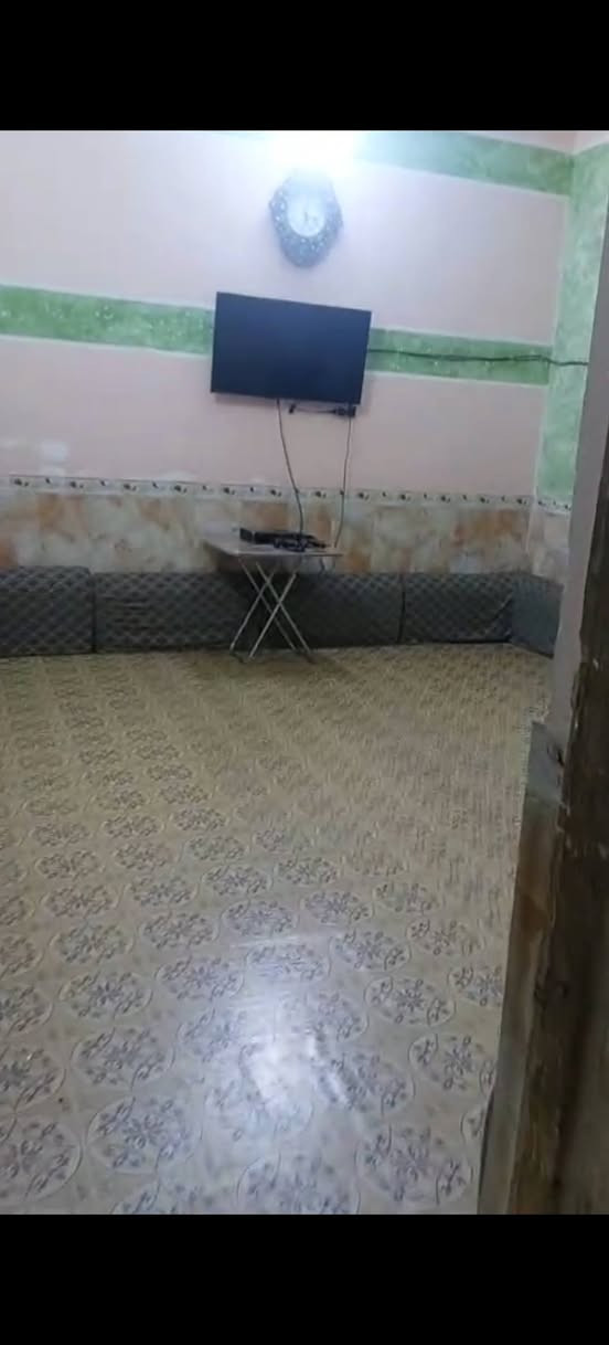 سلام عليكم دار خلفي للبيع
📐 المساحة: 100 متر مربع
📏 عرض الدربونة: متر ونصف
🧱 نوع البناء: طابوق
🏗 السقف: كونكريت مسلح
🔸 تفاصيل الدار:
▪ الطابق الأرضي:
غرفة نوم
استقبال
مطبخ
ساحة
حمام داخلي
منور
▪ الطابق الأول:
غرفة
حمام
📍 الموقع:
الناصرية – السكن الصناعي
بداية النزلة الثالثة – شارع السايدين
خلف حسينية الإمام الحسن المجتبى
📞 للاستفسار:
***********
