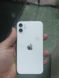 ايفون 11 نورمال قافل ايكلود 07749026692