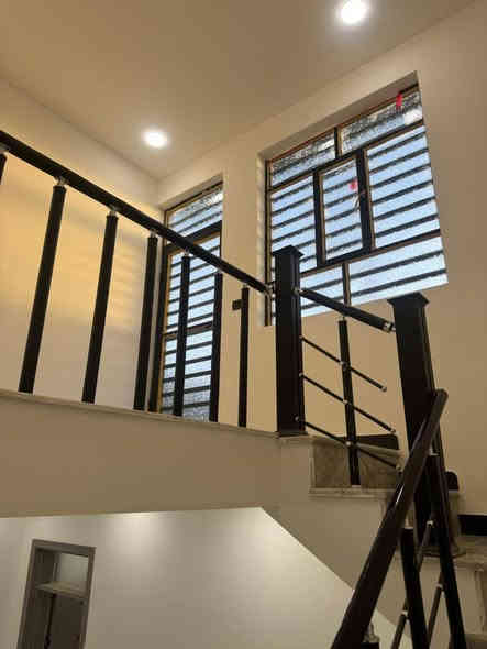 السلام عليكم ،ويا اليوسف بيتك غير 🏠🏠🏠🏠
فرصه ممتازه للاستثمار او السكن 🔥🔥🔥
يسر مكتبنا ام يقدم عرض دار للبيع ١٠٠ متر واجهه٦،٢٥ متر والنزال ١٦ متر  العنوان الدوره،البو عيثه مجمع،العدل الأول 
جنس العقار طابو زراعي سند ٢٥ مشمول،بالتطويب
 ،شغل درجه اولى🌹
 ارضيات بورسلين🌹 
درج مرمر 🌹
شبابيك وأبواب حمامات المنيوم تركي سراي 🌹
سقوف جبسن بورد 🌹
مطبخ مع،الحمام الواح🌹
سطح شتايكر مع،الفلين 🌹
الدار مصبوغ،وجاهز،مع،جميع،الكهربائيات 
ضمان صيانه لمده،اربعه اشهر بعد البيع 
السعر ١٥٠ مليون قابل للتفاوض للاستفسار الاتصال او واتس اب 
***********/***********
