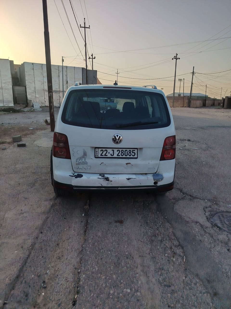 سيارة للبيع نوع باصات موديل 2010 دولي لل27 بطاقة بانزين كير محرك كامري كلشي بيها جاهز بس باور نقصها ونظافة كدام العين سعرها 55بي مجال ولمراوس حسب القناعة***********
