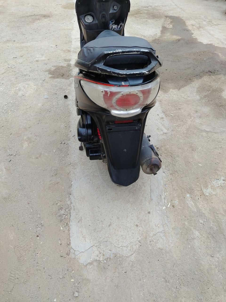 اسلام عليكم
البيع دراجه جي فور مفتوحه 
دراجه شغله كل نقص مابيه 
شعله مكينه ناعمه 
السعر 300 وبيه مجال 
الناصريه مركز 
***********
