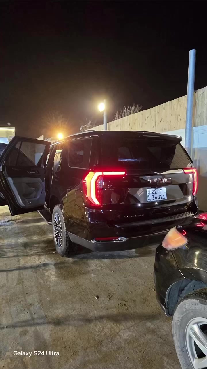 GMC yukon elevation 2025 
جيمسي يوكن إيليفيشن خليجي 
موديل 2025
فول مواصفات عدا الفتحة 
كلين تايتل مكفولة من الشخط والرصعة والحالوب والضرر
⭐️ماشية 5000 الف كيلو متر فقط⭐️
لون اسود مغلفة PPF 
بيها كتاب تضليل من المرور
هزة سنوية مرقم كامل
عنوان السيارة اربيل (صناعة اربيل)
بيع او مراوس فقط مع لاندكروز 2024 VX فقط ومكفولة
للإستفسار 
*********** / واتساب  
*********** / واتساب 
لعرض وبيع السيارات يرجى التواصل على الواتساب على الارقام المعروضة اعلاه
