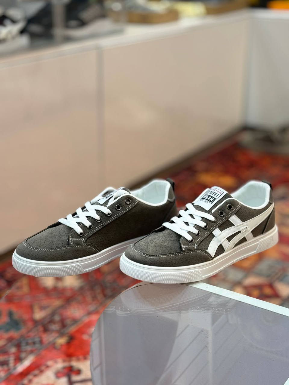 شباب بيع شلعه كامله بضاعه ماستر
مختلف القياسات شرط فرق عن سعر الجمله 
***********
واتساب
