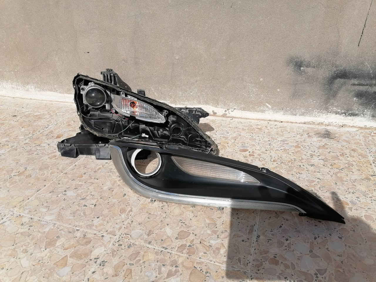 من رخصت الآدمن عندي هذني الغراض للبيع شنو تحتاج منهن لدات اقباقه عدسات كلوبات اشاره كلهن شغالات عوزهن بس جام تحياتي


**إذا كنت صاحب هذا الإعلان وتريد حذفه لأي سبب، رجاءا أرسل رسالة إلى الدعم الفني**