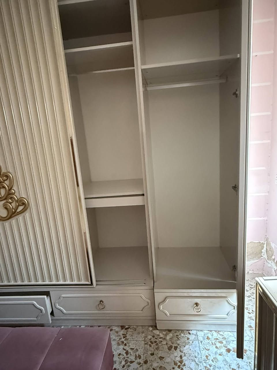 السلام عليكم غراض بيت للبيع المكان حي الشهداء الغرفه بمليون التخم ٣٠٠ سياره ٤٥ بيهن  مجال


**إذا كنت صاحب هذا الإعلان وتريد حذفه لأي سبب، رجاءا أرسل رسالة إلى الدعم الفني**