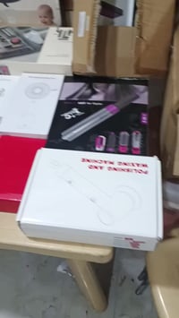 شباب شلعه كتروني يخبلن وبيها جهاز ليزر مال شعل وقطعه ثانيه جهاز مال لي...