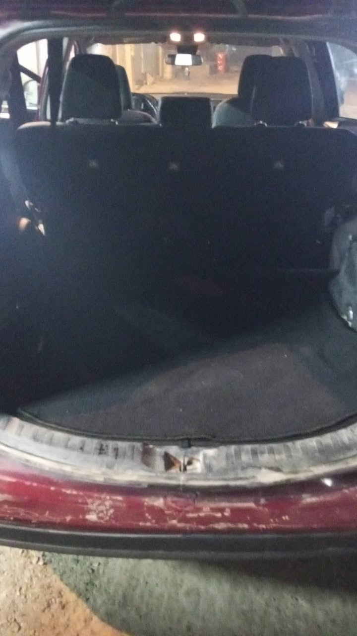 راف فور موديل 18ماشي 51الف السنويه منتهيه صدر جديد تخم تاير جديد كير ومكين خير من الله تحويل ثانيوم السعر 170وبيه مجال التصال ***********
