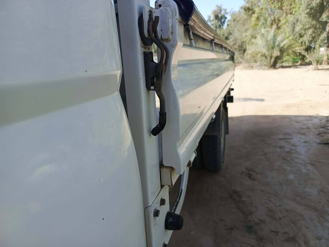 سلام عليكم كيه حمل موديل 2018 مكفوله كفاله  رقم  نكليزي  مكان كربلاء رقم الهاتف ***********
