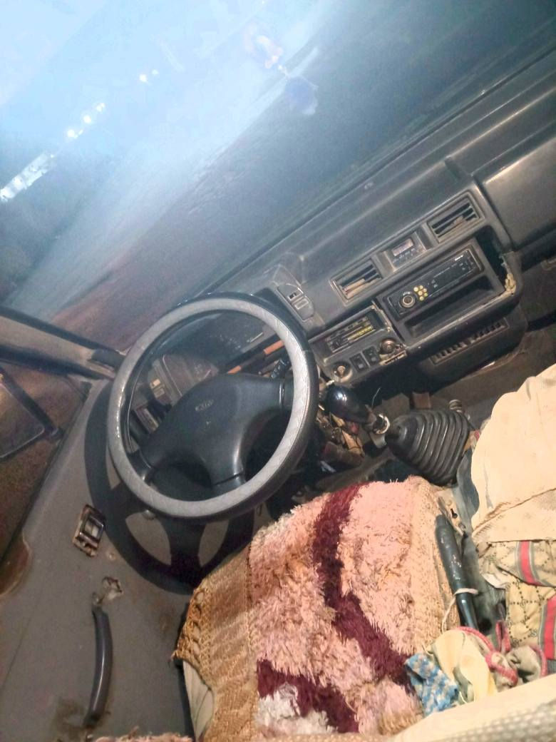 السلام عليكم كيا بستا للبيع موديل 93 كير  محرك اكسل مكفول كهربائيات واحد على واحد تخم تاير               سعر 30 وبيه مجال مكان السياره ديالى رقم الاستفسار
***********
