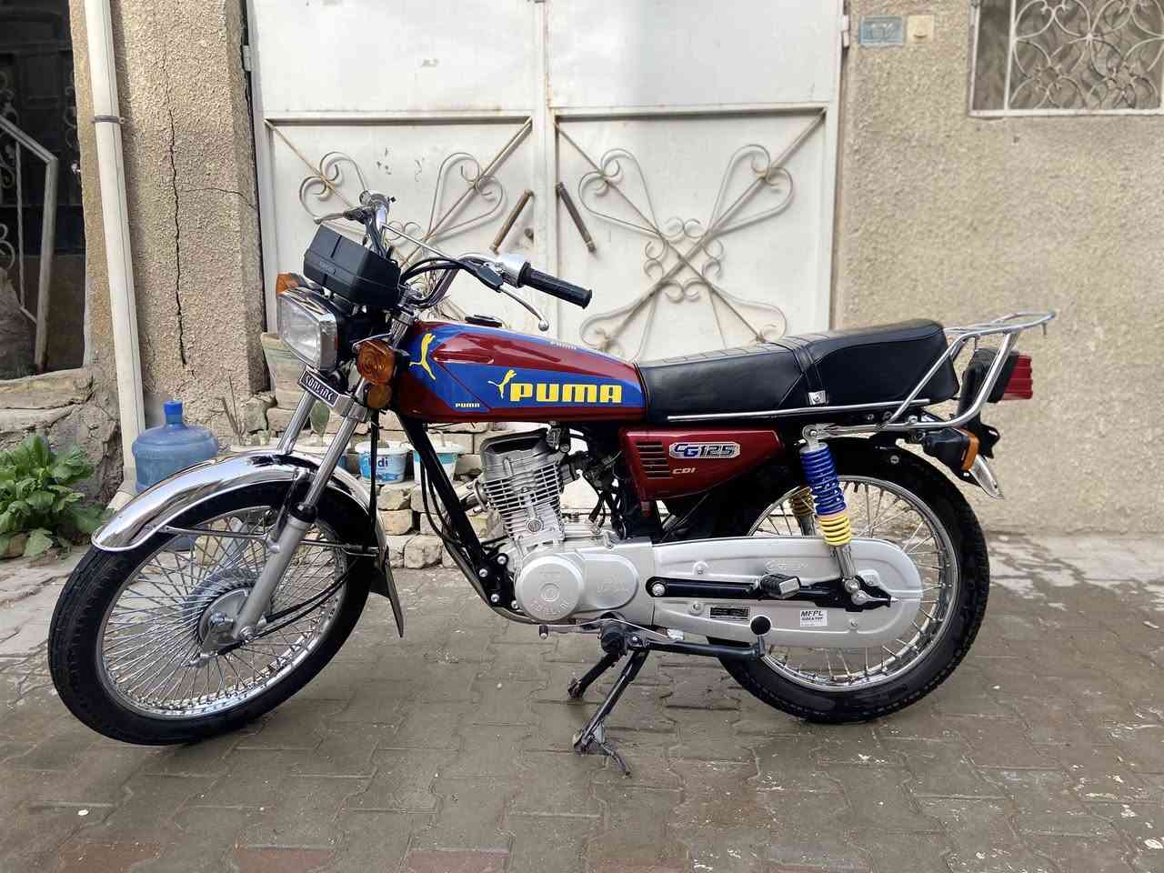 السلام عليكم للبيع موديل 25 اوراق كامله السعر 850 الف وبيهة مجال بسيط مكاني بغداد الحريه للتواصل واتساب ***********
