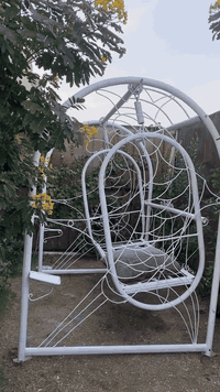 للبيع مكانها دوره حديد ثقيل ***********
