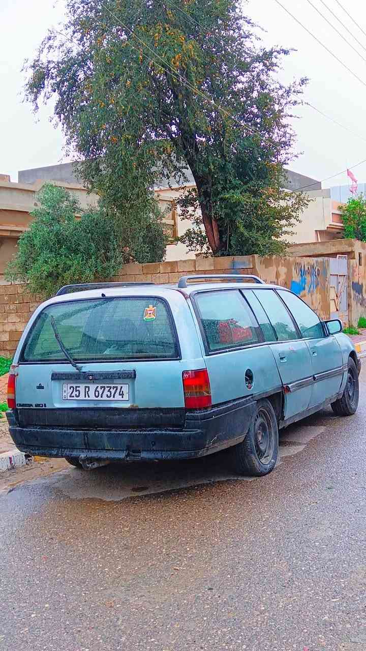 اوميكا استيشن رقم كركوك سنويه بسمي هزه جديد ل٣٠ بيها دفتر بانزين شرط التحويل كير ومحرك وكسل شرط تواير جديد لايت جديد صدر ما بيه عيب رقم الجوال *********** سعرها ١٩ من الاخير
