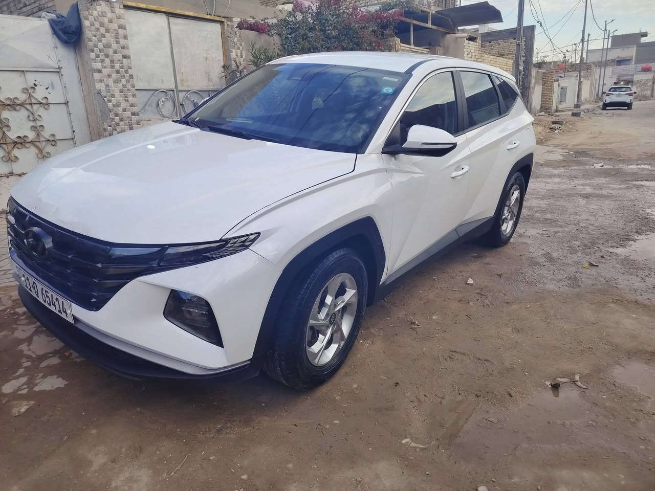 السلام عليكم
توسان وارد كوري ٢٠٢٢ 
ماشية ٧٠
حادثه جاملغ امامي مصلح وحافة البنيد
رقم بغداد باسمنه سنوية وهزه جديده
فول مواصفات عدا البنراما
السعر ١٧٥
***********
