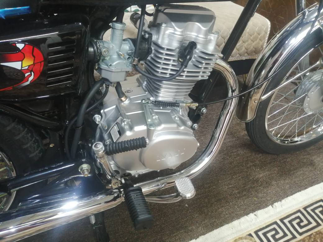 السلام عليكم دراجه نامه شلامشه 2026 اوراق سكنر سبع ورقات وياها دراجه كفاله من الطول للطول السعر 750 قفل قفل مكاني بصره وهذا رقمي بيه واتساب ***********
