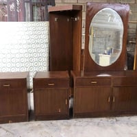 ميز تواليت • ٢٫٥٠م • بقفل