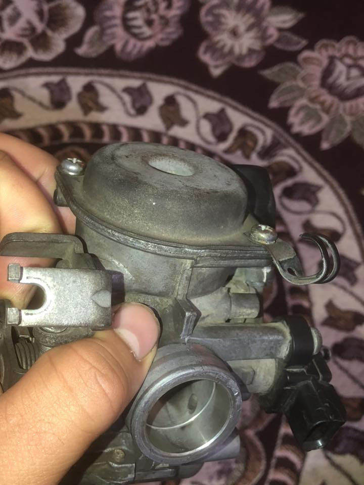 السلام عليكم
كابريتر ثعلب يرهم سكنس بأنواعها الكابريتر مال تفصيخ اصلي ومختم وبرغي مامفتوح والجوزه الصباحية مالته الاصليه وشغاله هم الكابريتر شدها على الدراجة تشتغل نكره سلف وعلى الفحص انطي السعر 70 وماتلكه هيج نضافه وهيج سعر مكاني بغداد الثعالبه توصيل ماكو


**إذا كنت صاحب هذا الإعلان وتريد حذفه لأي سبب، رجاءا أرسل رسالة إلى الدعم الفني**