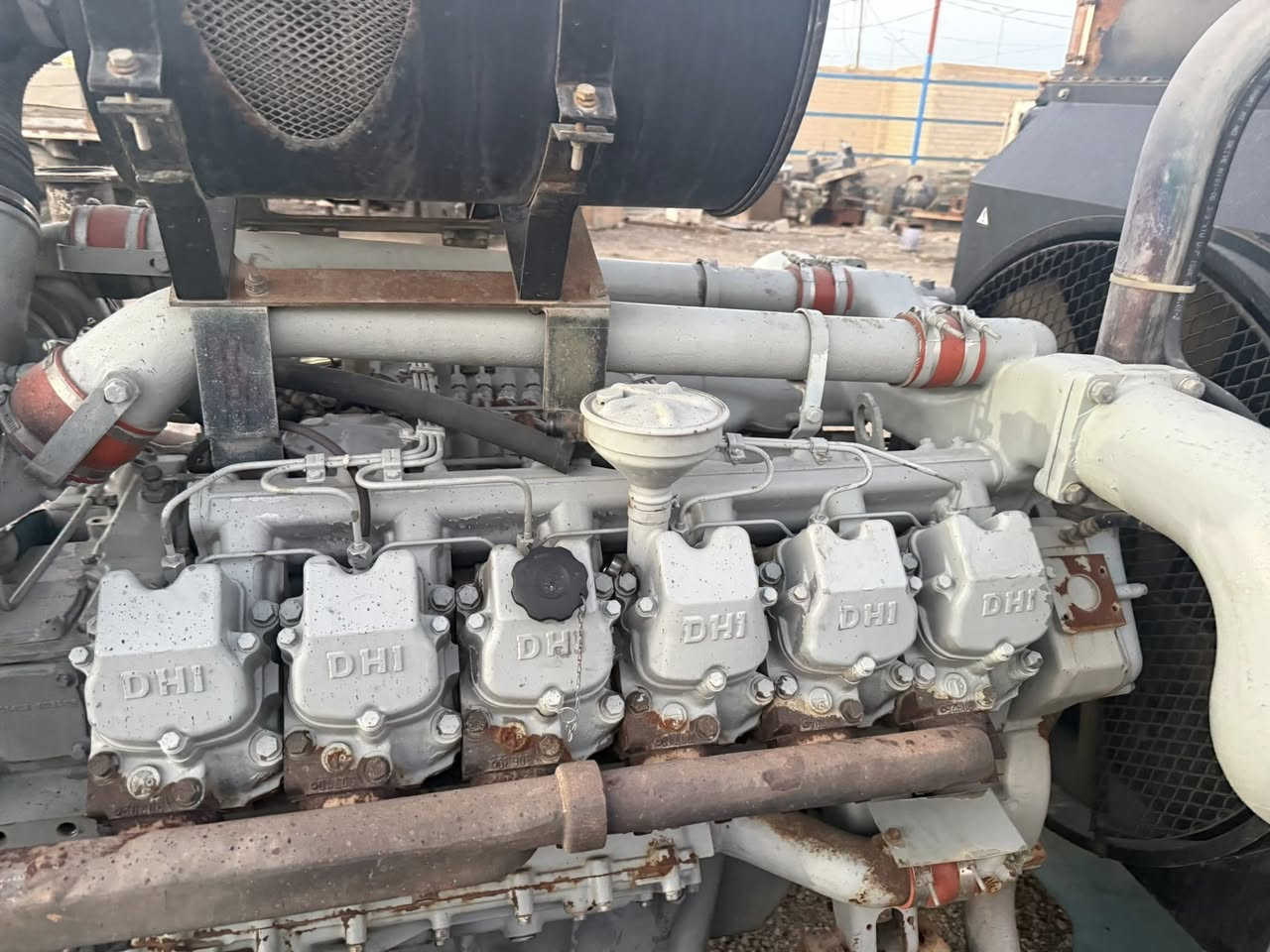 السلام عليكم
للبيع دايو DHIكوري اصلي غير مجدد 

12سلندر دبل سوبر انتر كولر تعويض كهربائي 

التوليد استامفورد 625كيفي 

غير مشتغل في العراق 🇮🇶 

موديل حديث

عدد ساعات التشغيل قليل جداً

وارد أوربي استيراد خاص 💪✅

 سيطرة حديثة متطورة (برودكشن)إطفاء وتشغيل ذاتي فول اوتماتيك المولد 

شرط الحمل 1500امبير مرتاح ✅🫡
 المحرك غير مفتوح 🔓

العنوان-بابل -شوملي 

للاستفسار الاتصال ع الأرقام التالية 

***********

علماً يتوفر لدينا من ال١٠كيفي إلى ٧٥٠
