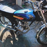 موتور • ٤ قير • قابل تفاوض