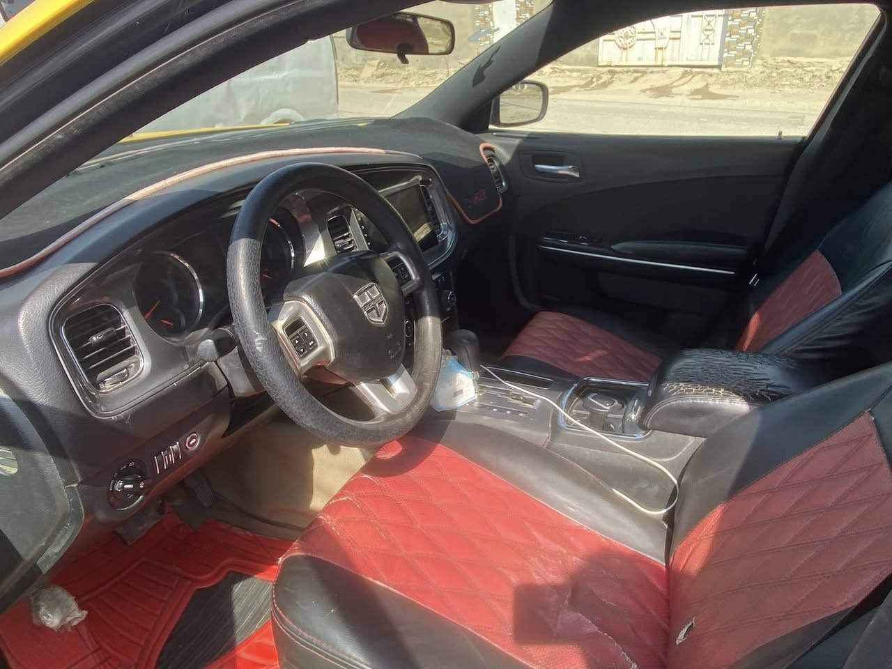 السلام عليكم
للبيع جارجر موديل 13 رقم ذي قار مميز ب اسمي مداور ثاني يوم ضربتها جاملغ وبنيد فقط 
السياره جاهزه مكينه توني شادهه موديل 2020 
كير وحدايه وتبريد وتخم تاير 
دواخل جلد شاشه وكامره توني شادهن 
الشراي يتصل  وبلخدمه 
السعر 155 وبيهه مجال قليل 

‭0784 790 4570‬
