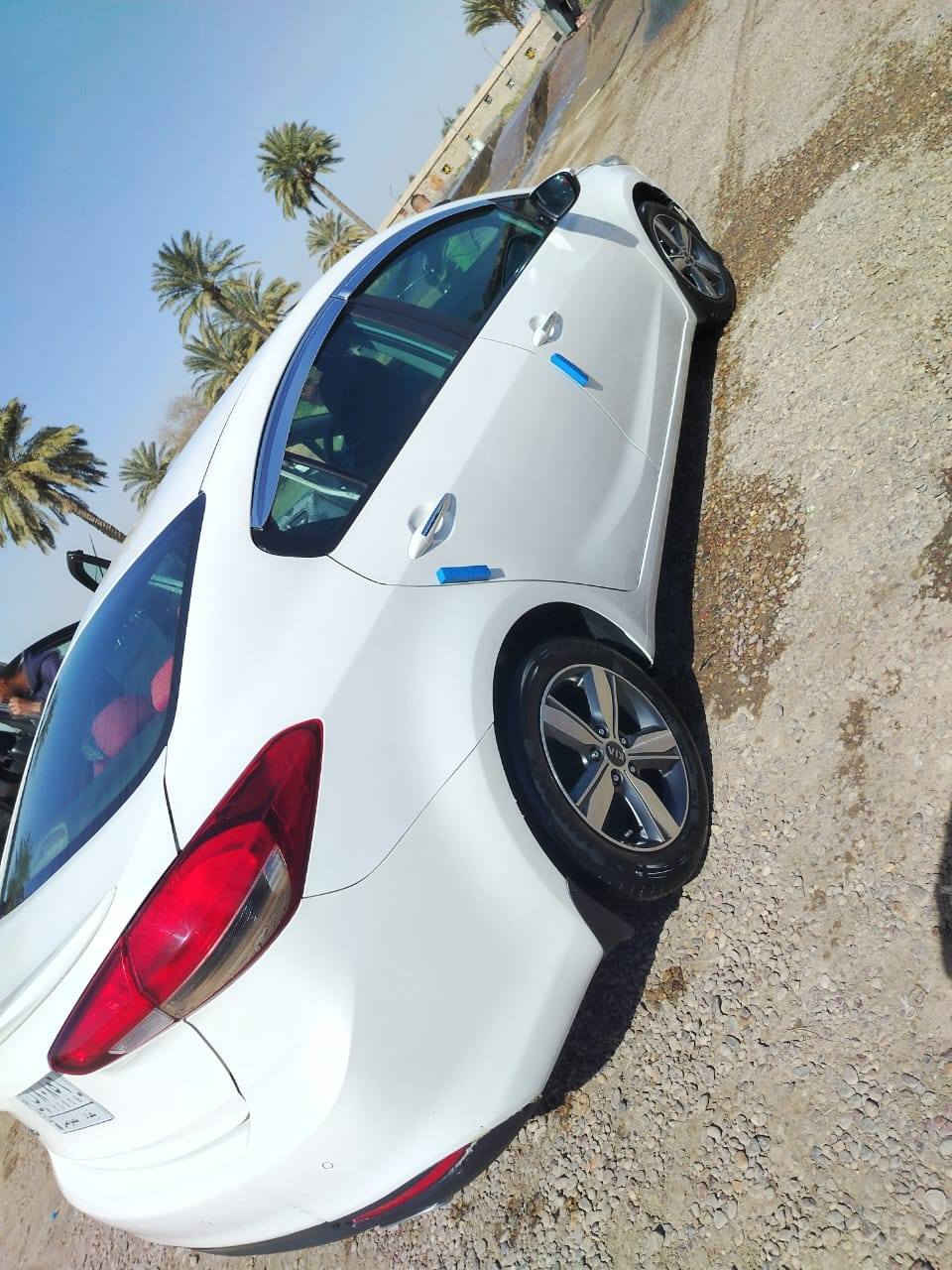 سياره سيراتو للبيع موديل 2018خليجيه مكفوله كفاه عامه  رقم بغداد  سعر 145و بيه مجال الستفسار التصل***********+))) ***********
