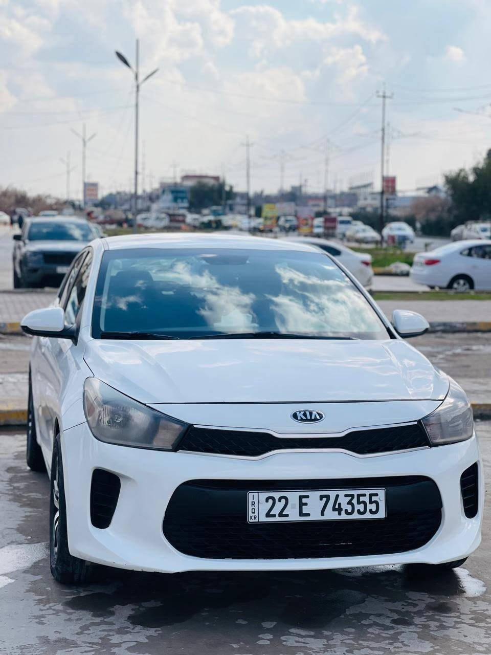 كيا ريو ٢٠٢٠
مراصفات S 
تحكمات ستيرن جهتين 
تحديد سرعة cruse 
محرك 1600 
كير (AT) المرغوب 
شاشة وكامرة  دوارة 
ابل كار بلي & اندرويد اوتو
نظام سبورت ( sport)
مانع تزحلق 
نظام ABS 
الضرر  قطعة وحدة (بوند) وايرباك ستيرين مرجع سستم 

للاستفسار 
***********
سعر 118
