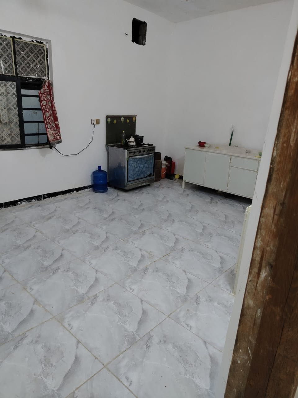 يتوفر لدينا دار  للبيع المساحه215 متر  غرفتين وصاله واستقبال ومطبخ وملحقاتهن العنوان ناحية العباسيه منطقة العربيات طابو زراعي سند 25
سعر مناسب جدا 
الاستفسار اكثر اتصال ع الارقام التالية 👇
📞 ‏***********
📞 ‏‪‏‪ ***********
مكتب العين للعقار ❇️   
📍ناحية_العباسيه 
✅الشارع_العام خدمي _حي الرسالة
