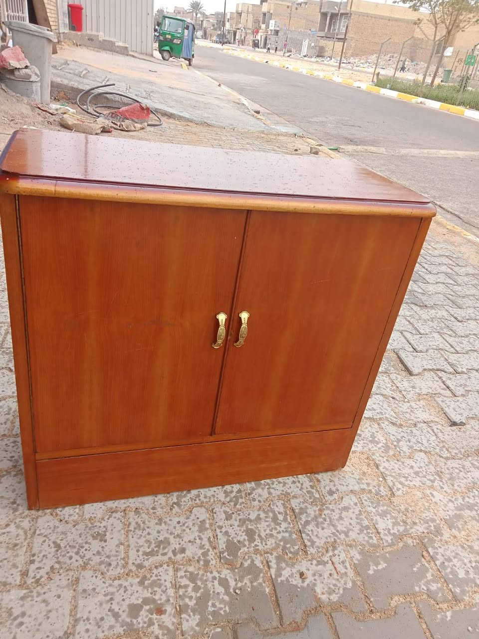 35جزامه اوكوكدي يفيد للخزن الكتب للاغراض كلشي يفيدصاج داخل وخارج بغداد الحسينيه مال الراشديه وعندي توصيل ***********
