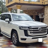 لاندكروز GXR • ٢٠٢٢ • رقم بغداد