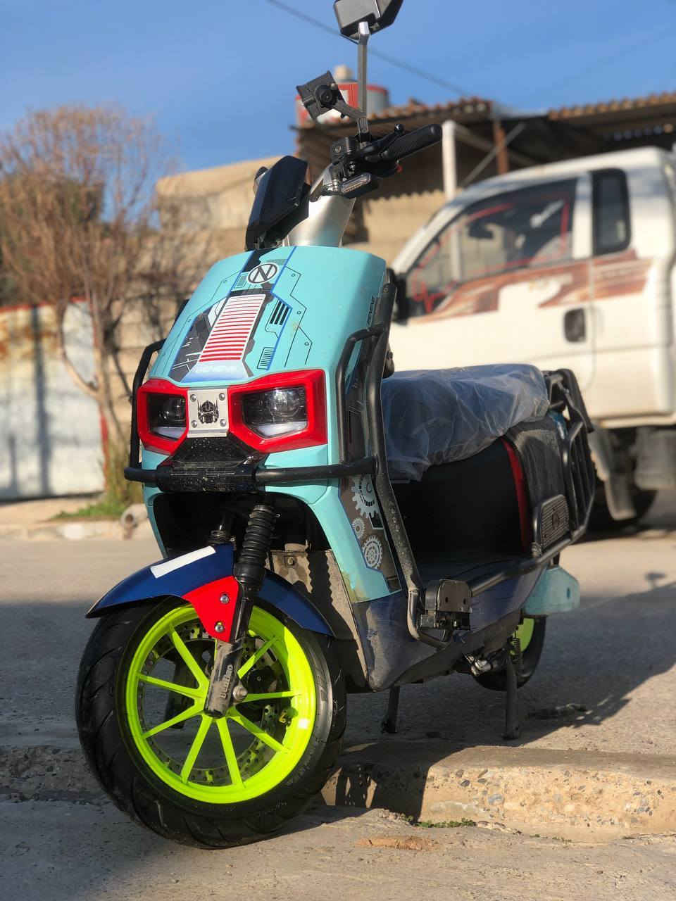 السلام عليكم 
دراجه شحن 
شركه BENENG
6بطاريات مسطره
ملف 2500W
بطاريه 32امبير الوحده
نظام P
نظام R
تايرات جديده 
لايتات زينول عالي ناصي
دبل اشاره +يمين يسار
سرعه 85
اربع سرع
لون مميز
شاحنه اصليه 
صندوق موجود 
قاطع دوره 
الشحنه الوحده تمشيك65الئ70كيلو 
صارلها يمي 3اشهر 
دراجه غنيه عن التعريف 
غراض الشركه بعدها موجوده
سعرها 875الف وبي مجال بسيط
عنواني موصل حي البنوك 
الشراي خاص


**إذا كنت صاحب هذا الإعلان وتريد حذفه لأي سبب، رجاءا أرسل رسالة إلى الدعم الفني**