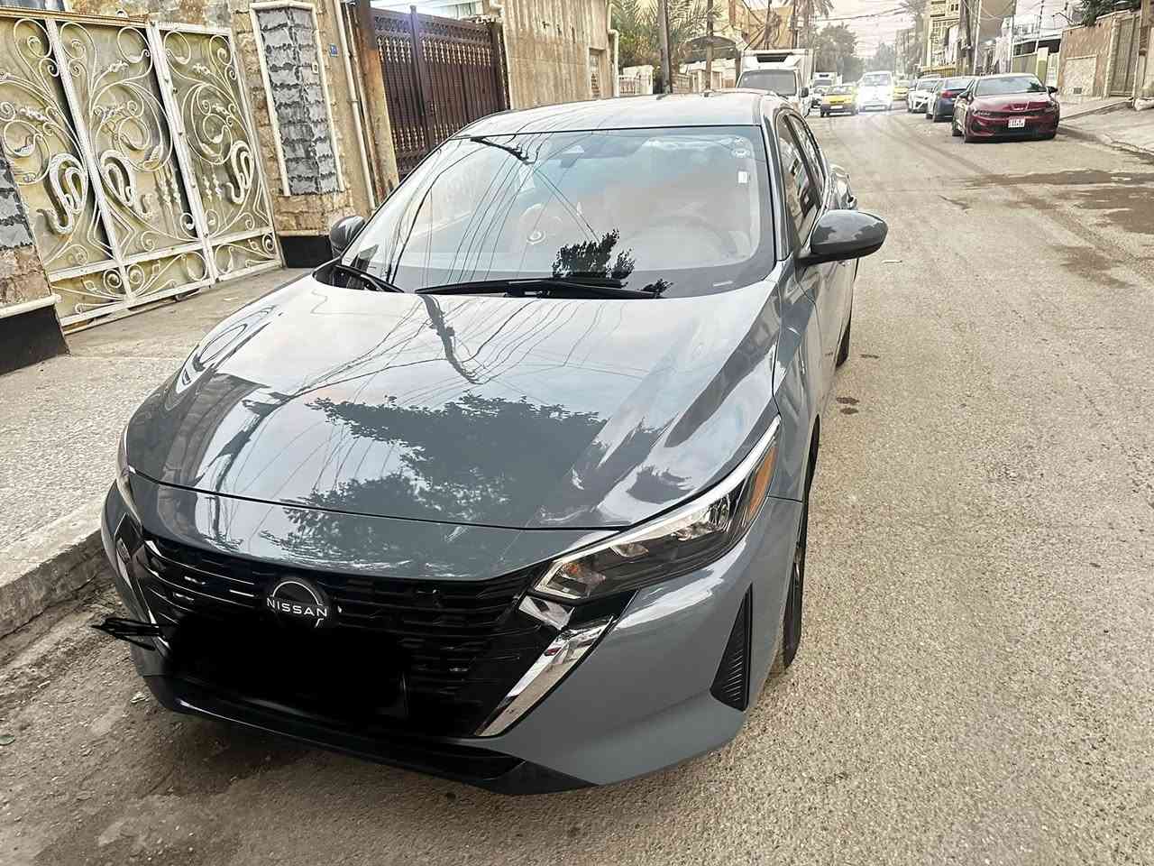 سلام عليكم سنترا موديل ٢٤ ماشي ٢٠ اربيل بيها جاملغ امامي مبدل بلادي نفس اللون والجاملغ الخلفي بي شويه صبغ  مواصفات sv بأسمي كامله مابيها نواقص مكانها بغداد ساحة ميسلون  السعر ١٥٠ وبي مجال 
استفسار ***********
